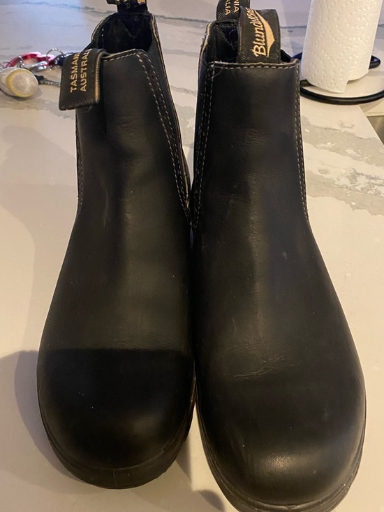Blundstone Shoes - Blundstone Black Boots BNWOT